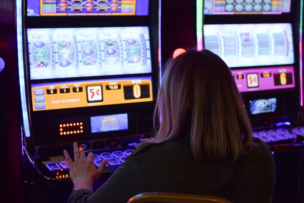 5 Common Mistakes Slot Machine Players Make and How to Avoid Them